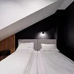 Stek Lejlighed Skawina